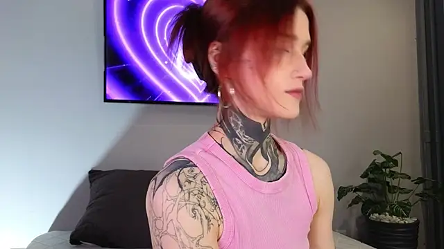 SophieInkk online show from 29, 10, 2025