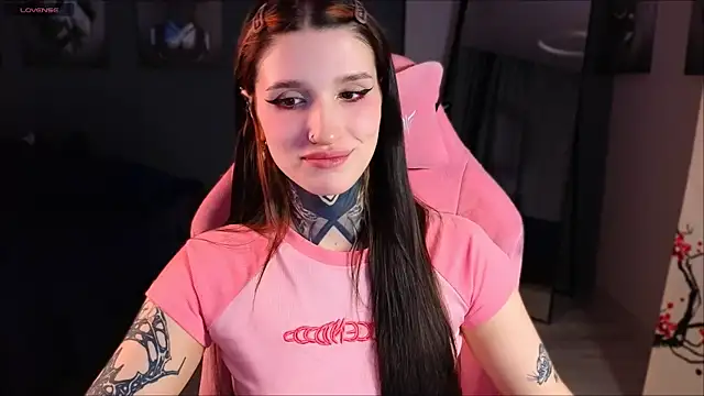 SophieInkk online show from 14, 1, 2025