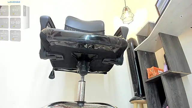 victoria Christie online show from 7, 11, 2025