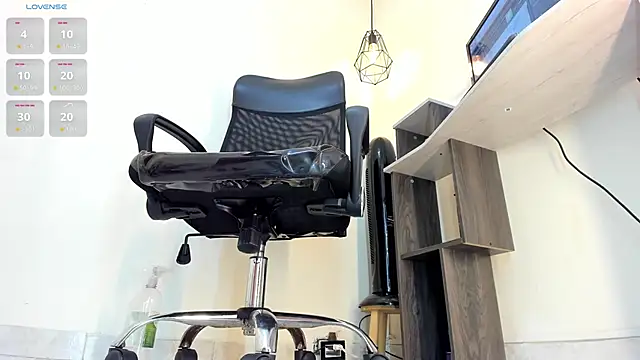 victoria Christie online show from 17, 9, 2025