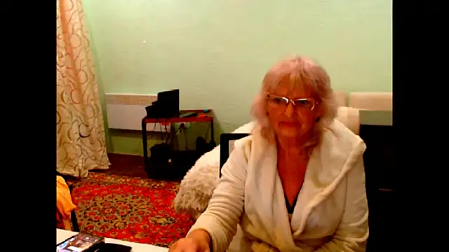 Snapshot of Natali7634 chatting on 4, 10, 2025 Natali7634 online show from 4, 10, 2025