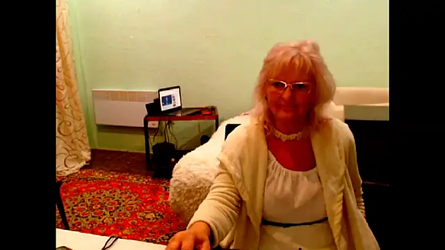 Snapshot of Natali7634 chatting on 1, 10, 2025 Natali7634 online show from 1, 10, 2025
