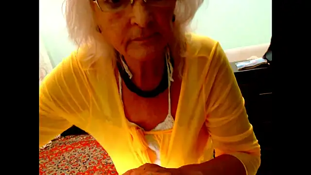 Snapshot of Natali7634 chatting on 17, 10, 2025 Natali7634 online show from 17, 10, 2025