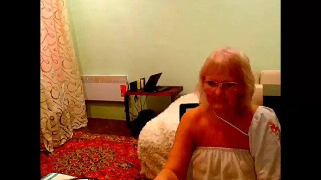 Snapshot of Natali7634 chatting on 7, 11, 2025 Natali7634 online show from 7, 11, 2025