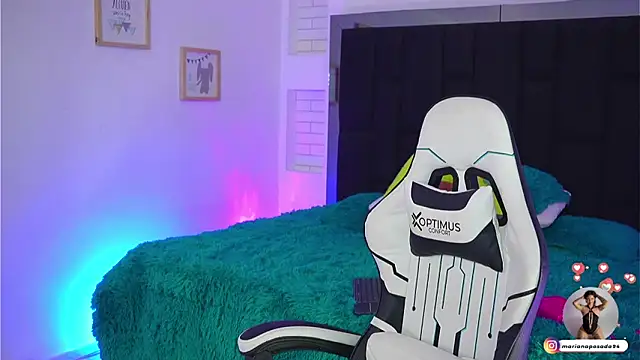 Marianamonroe  online show from 24, 3, 2026