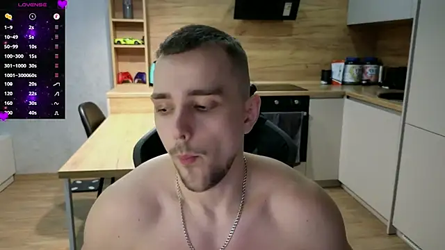 Larstar01 online show from 7, 3, 2025