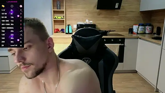 Larstar01 online show from 20, 3, 2025