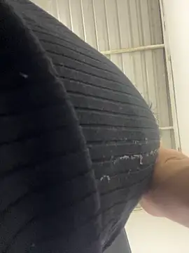 lulu kis online show from 24, 11, 2025