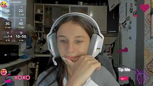  Nika Kik online show from 23, 9, 2025