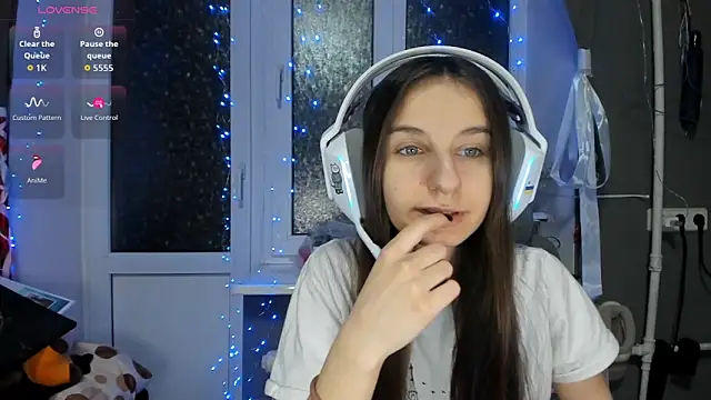  Nika Kik online show from 14, 2, 2026