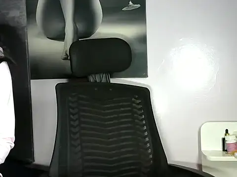 Petite lexii online show from 1, 12, 2025