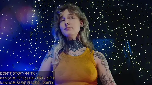 Snapshot of Littlespacemouse chatting on 11, 6, 2026 Littlespacemouse online show from 11, 6, 2026