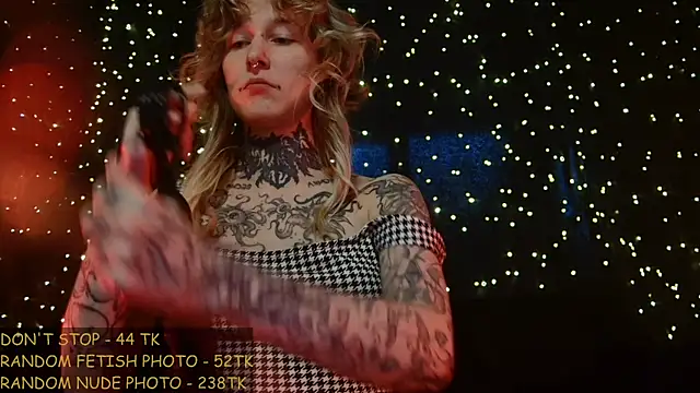 Snapshot of Littlespacemouse chatting on 10, 6, 2026 Littlespacemouse online show from 10, 6, 2026