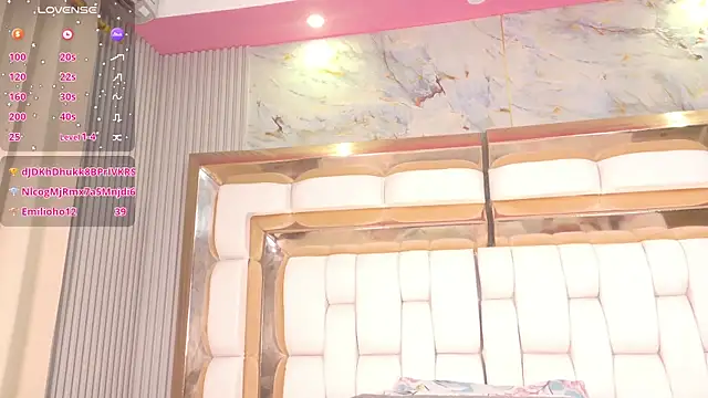 kinkyhousewifee online show from 25, 2, 2026