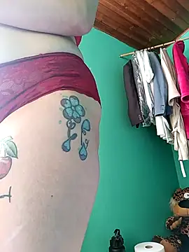 Snapshot of Lilihot_69 chatting on 4, 2, 2026 Lilihot 69 online show from 4, 2, 2026