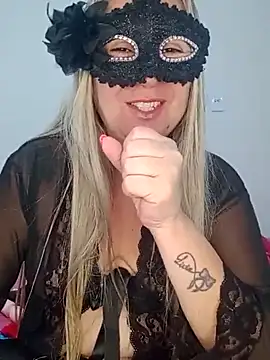 titiasexy online show from 11, 11, 2025