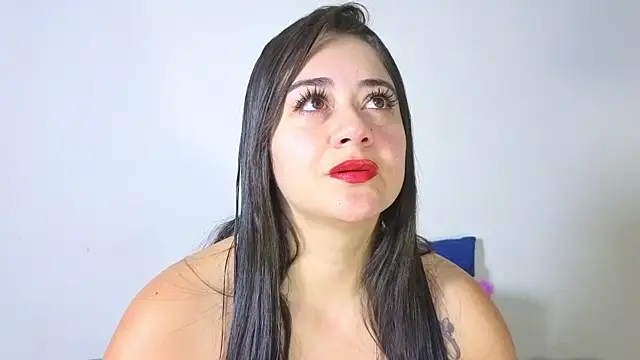 Snapshot of nahomi_sweett chatting on 17, 6, 2026 nahomi sweett online show from 17, 6, 2026