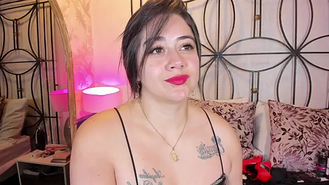 nahomi sweett online show from 5, 11, 2025