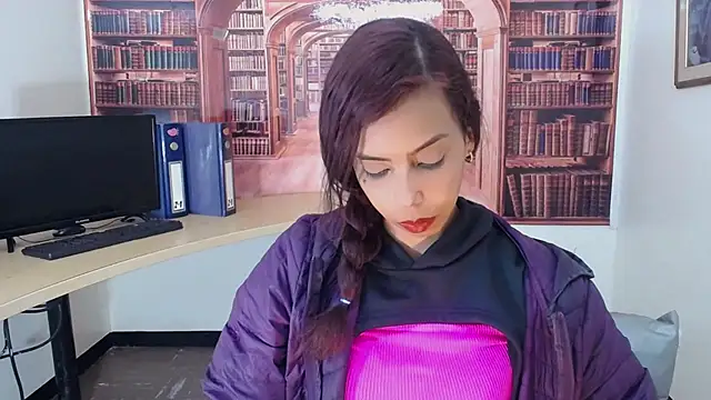 Snapshot of Catalella_Ar chatting on 21, 12, 2025 Catalella Ar online show from 21, 12, 2025