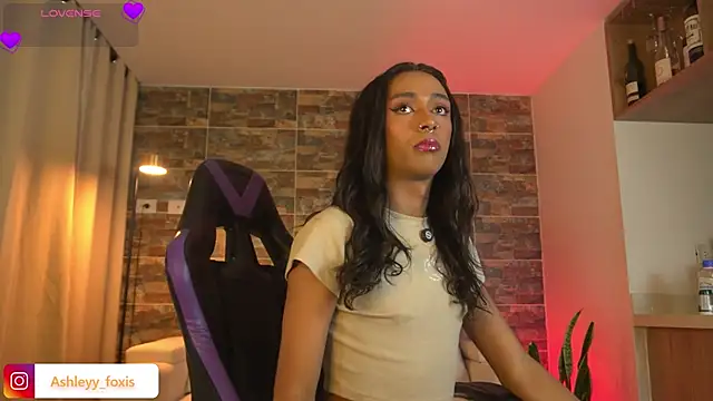 Ashleey Fox online show from 10, 2, 2026