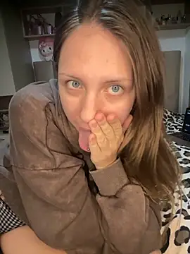 Sashabunny online show from 1, 10, 2025