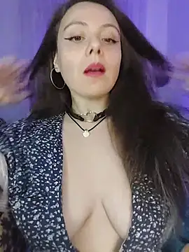 Snapshot of Kimiechanuwu chatting on 4, 3, 2026 Kimiechanuwu online show from 4, 3, 2026