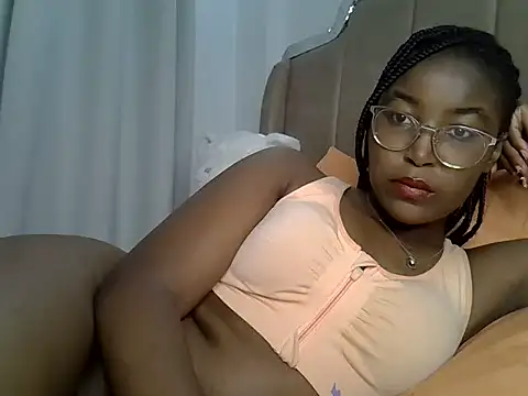 Snapshot of hot_sexy_choco chatting on 1, 7, 2026 hot sexy choco online show from 1, 7, 2026