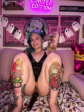 CherryBombBomb online show from 4, 10, 2025