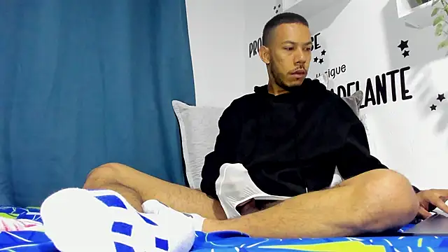 Aronxxs online show from 16, 10, 2025