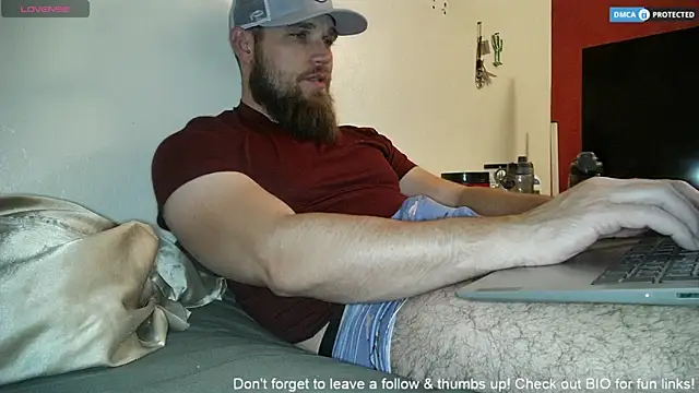 Snapshot of dikdowndaddy chatting on 3, 5, 2026 dikdowndaddy online show from 3, 5, 2026