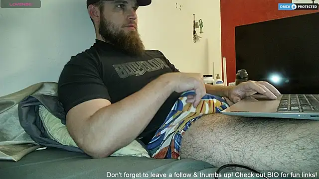 Snapshot of dikdowndaddy chatting on 12, 5, 2026 dikdowndaddy online show from 12, 5, 2026
