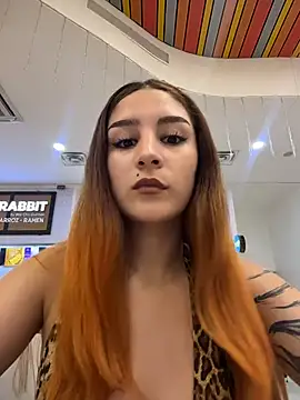 Snapshot of Mon_Cherry chatting on 15, 1, 2026 Mon Cherry online show from 15, 1, 2026