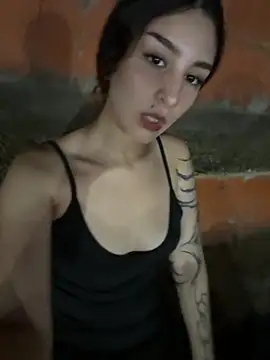 Snapshot of Mon_Cherry chatting on 24, 9, 2025 Mon Cherry online show from 24, 9, 2025