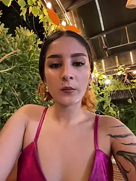 Snapshot of Mon_Cherry chatting on 15, 10, 2025 Mon Cherry online show from 15, 10, 2025