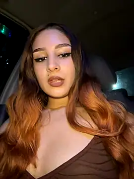 Snapshot of Mon_Cherry chatting on 5, 12, 2025 Mon Cherry online show from 5, 12, 2025