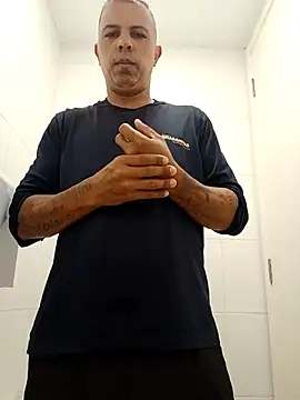 Seductiveblack online show from 7, 5, 2026