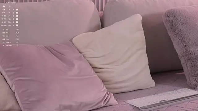  Pretty Doll  online show from 19, 11, 2025