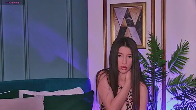 LunaWills  online show from 19, 2, 2026