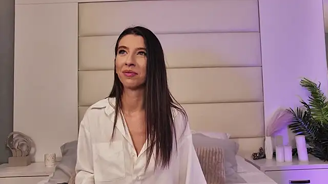 LunaWills  online show from 11, 9, 2025