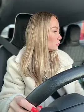 Snapshot of LavenderHot chatting on 28, 2, 2025 LavenderHot online show from 28, 2, 2025