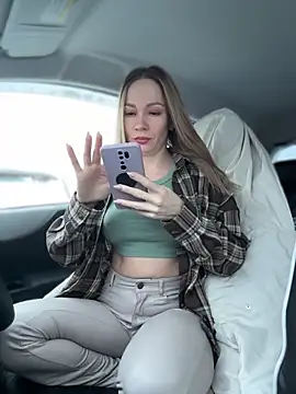 LavenderHot online show from 23, 12, 2025