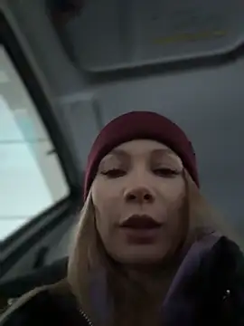 LavenderHot online show from 8, 3, 2026