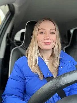 Snapshot of LavenderHot chatting on 23, 3, 2025 LavenderHot online show from 23, 3, 2025