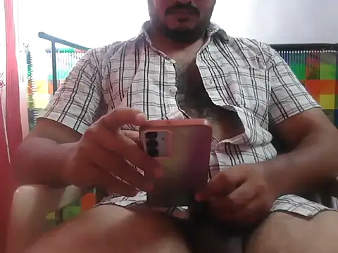 Snapshot of naughtymike0007 chatting on 25, 6, 2026 naughtymike0007 online show from 25, 6, 2026