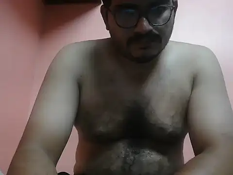 Snapshot of naughtymike0007 chatting on 6, 7, 2026 naughtymike0007 online show from 6, 7, 2026