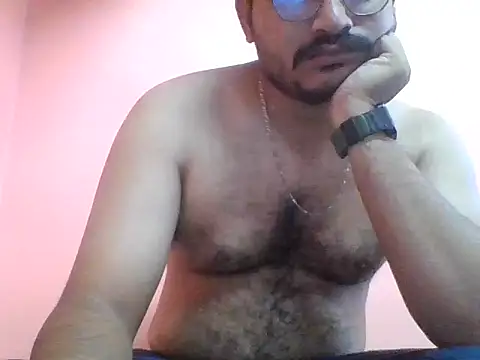 naughtymike0007 online show from 13, 2, 2026