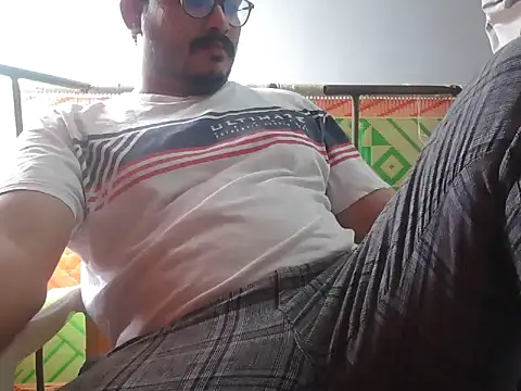Snapshot of naughtymike0007 chatting on 12, 7, 2026 naughtymike0007 online show from 12, 7, 2026