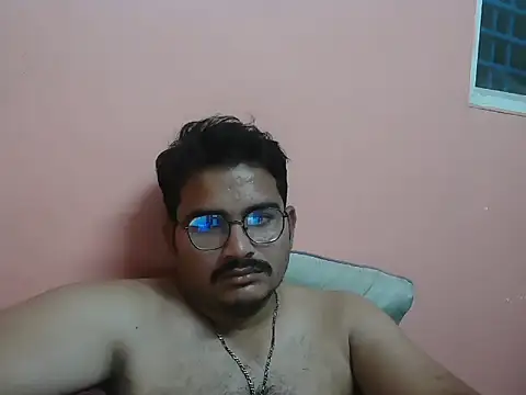 naughtymike0007 online show from 28, 3, 2026