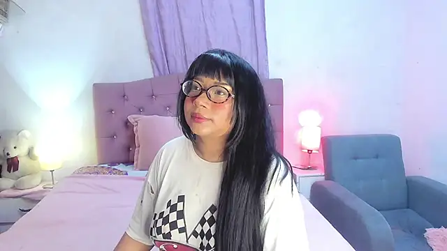 Latinabombsheell online show from 26, 5, 2026