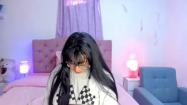 Latinabombsheell online show from 15, 12, 2025